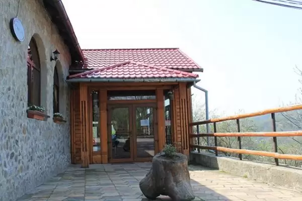Pensiunea ,,Cabana 7 brazi", județul Caraș-Severin - Banat