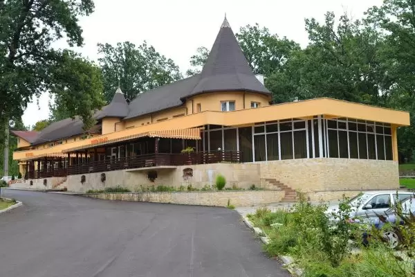 Hotel Două Veverițe, Lăpușel, județul Maramureș - Maramureș