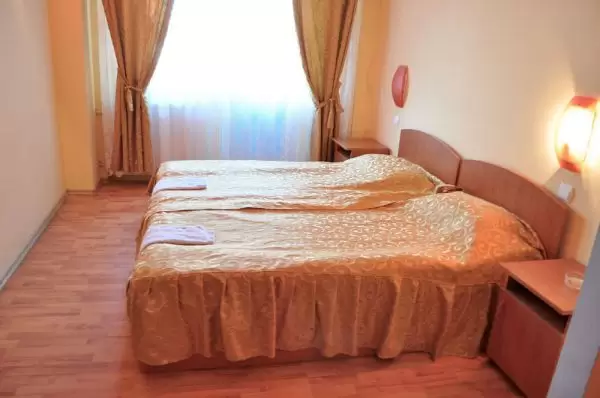 Cameră 4 locuri Rusidava - Hotel RUSIDAVA, Drăgășani, județ Vâlcea - Muntenia