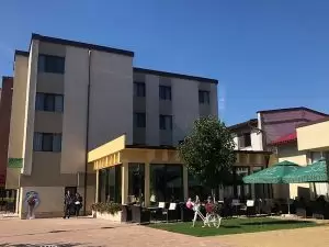 Cameră dublă cu mic dejun inclus - Hotel CENTRAL Ineu, județ Arad - Banat